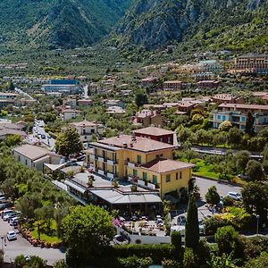 Hotel Limone